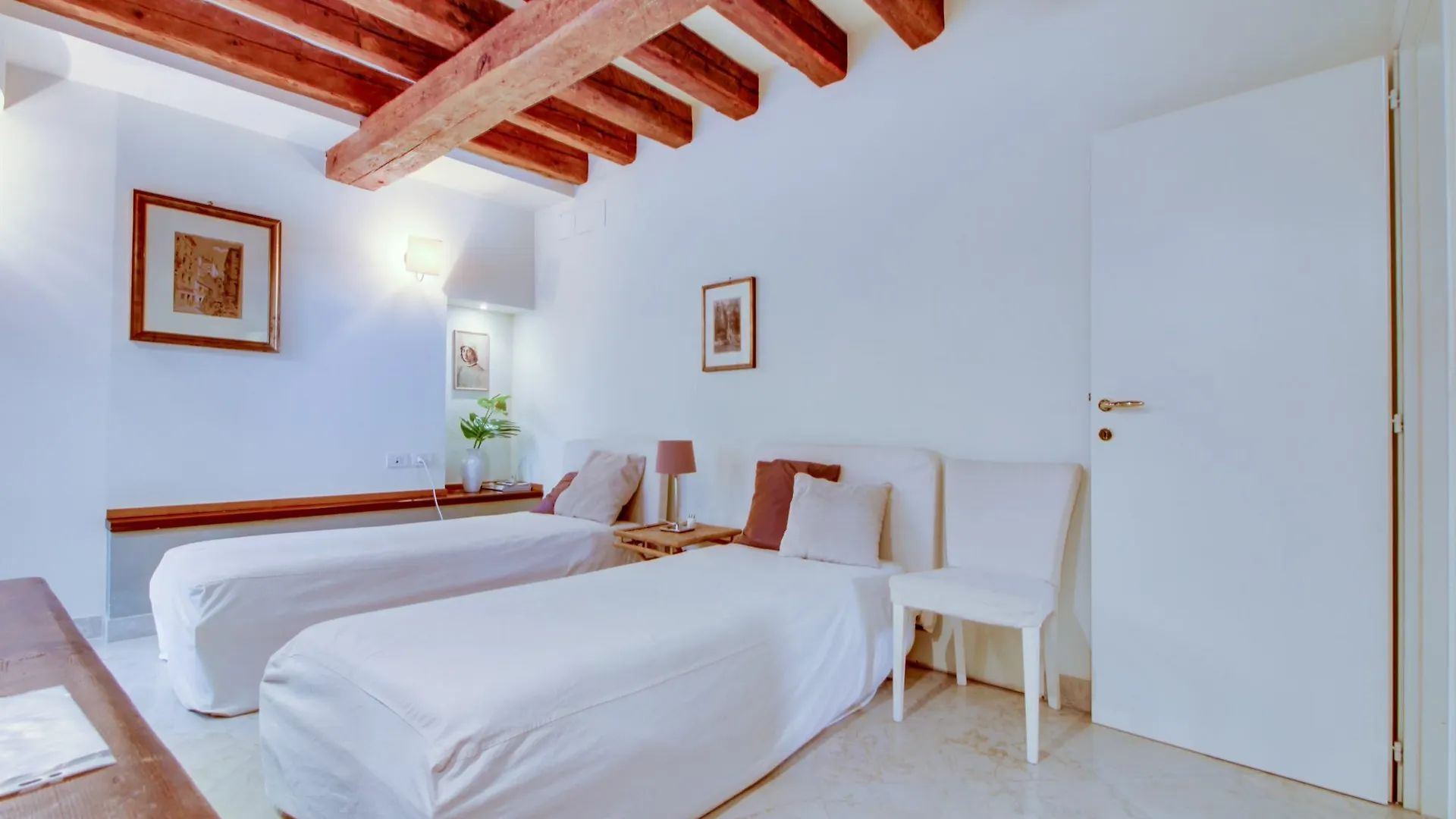 Alle Colonne Venice Apartment