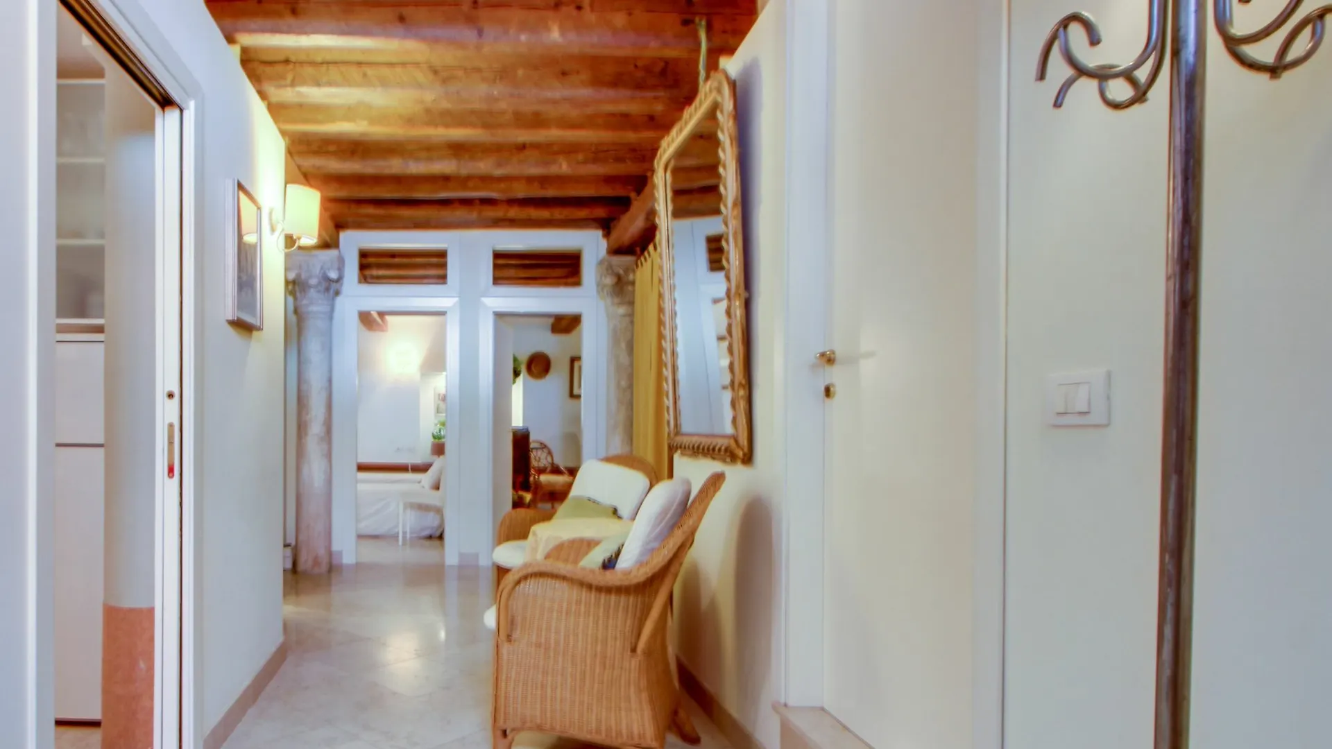 Apartment Alle Colonne Venice Italy